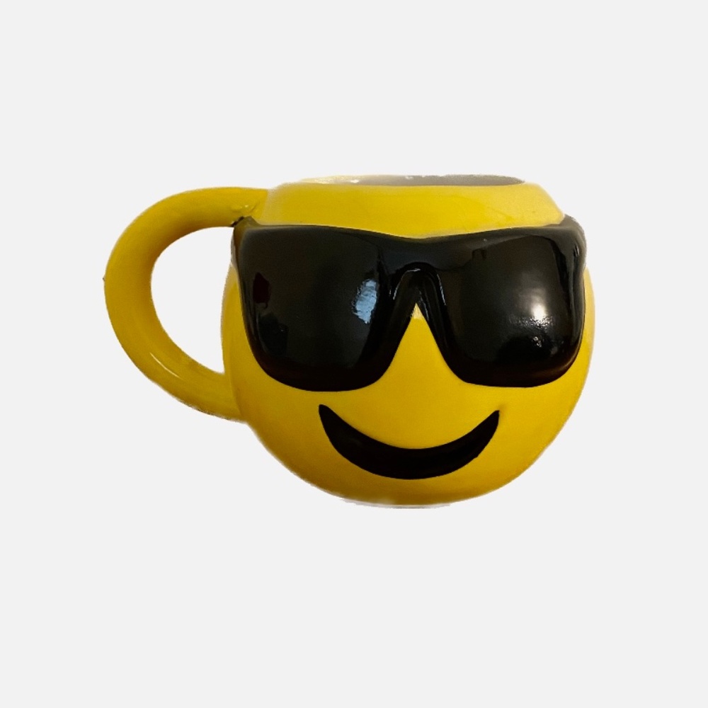 Yellow Emoji Sunglass Happy Face Mug